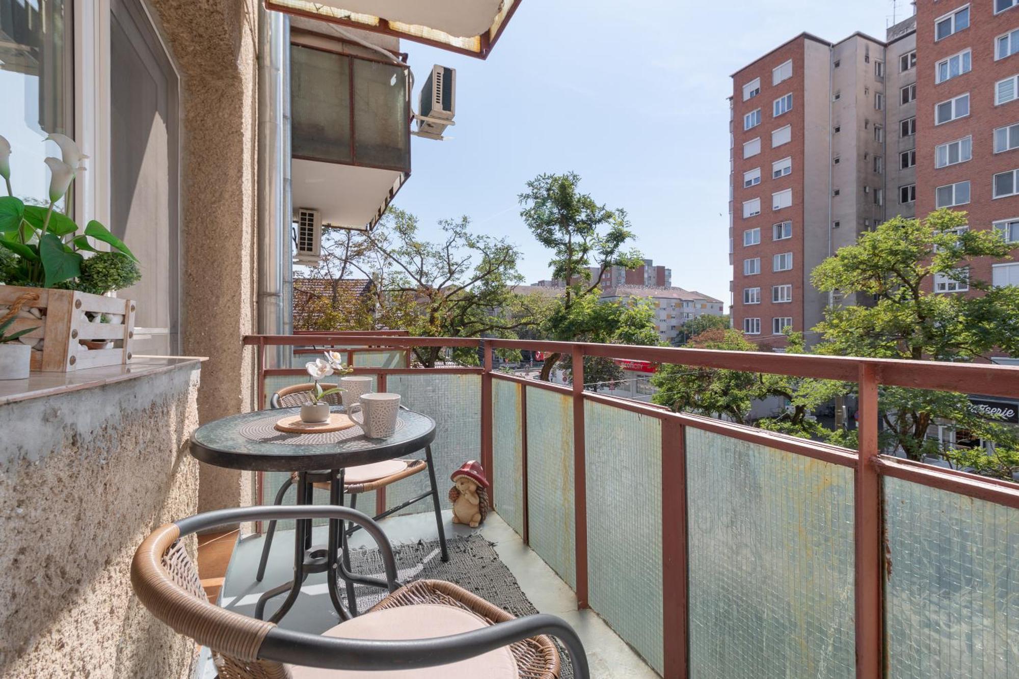Venezia Studio Apartment Oradea Exterior foto